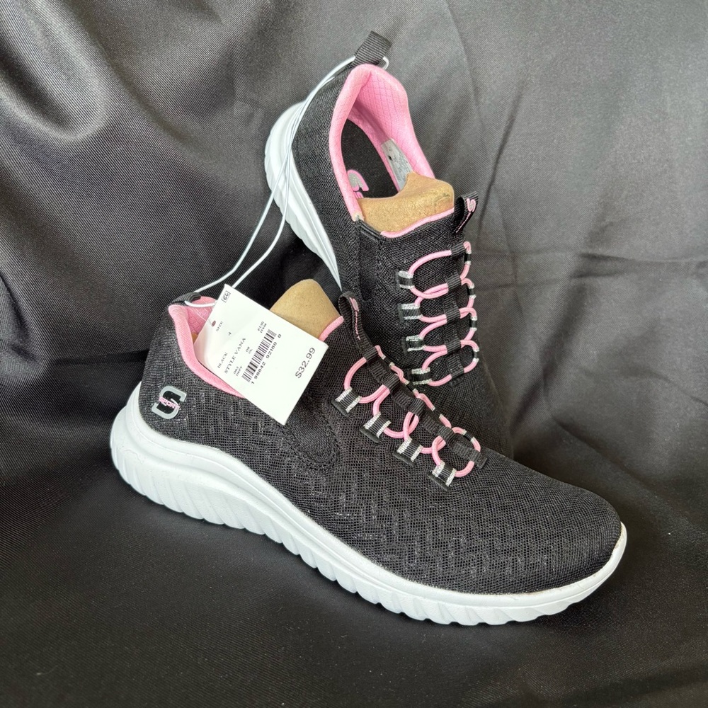 NWT S Sport by Skechers Girls’ Vana Sneakers Black • Youth 4
